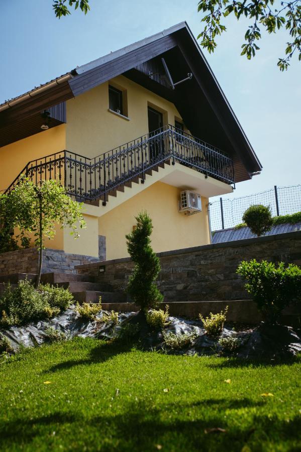 Apartment Oddih Bled Bagian luar foto